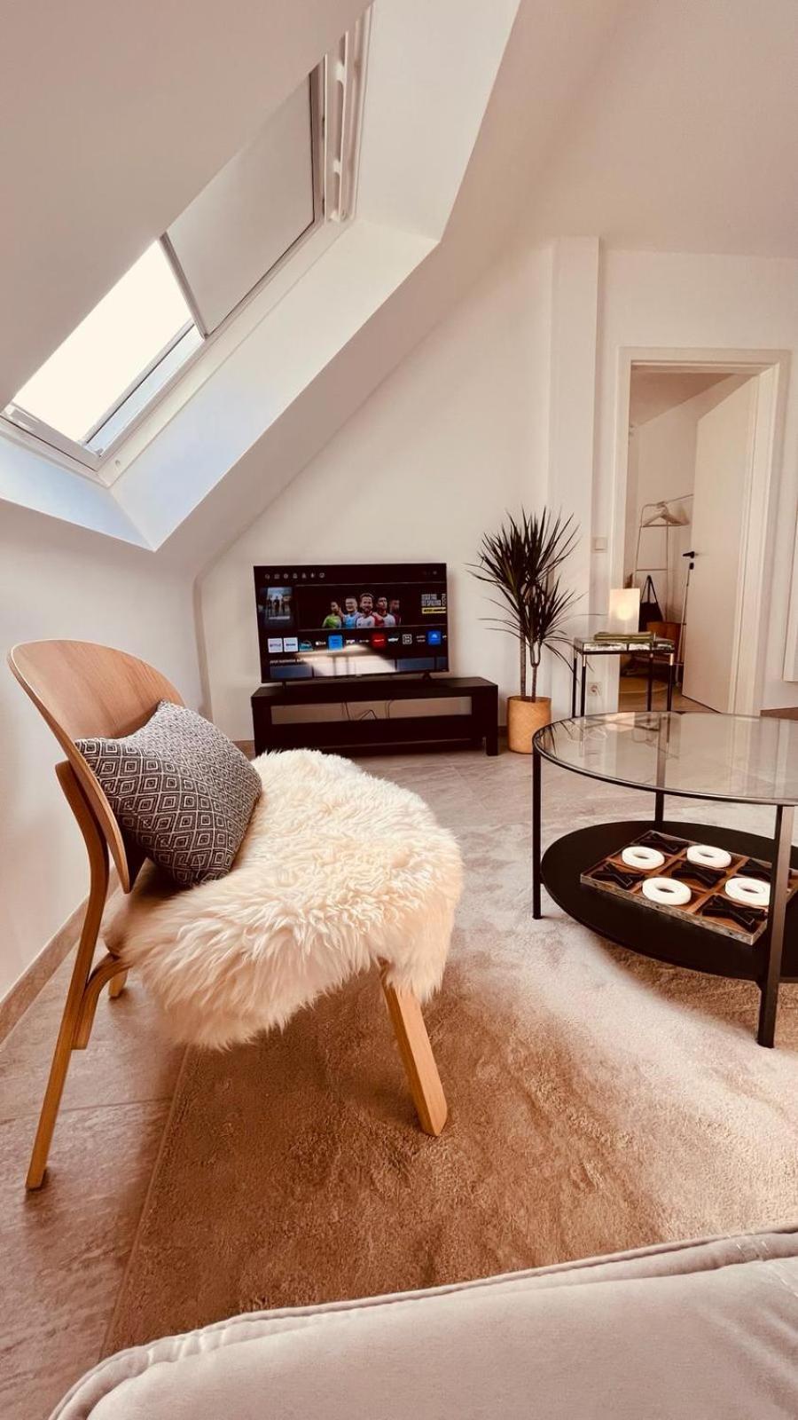 Apartment Am Schloss - Air Saarbrücken Zewnętrze zdjęcie